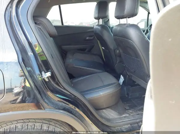 KL7CJLSB0LB083753 2020 CHEVROLET TRAX - Image 8