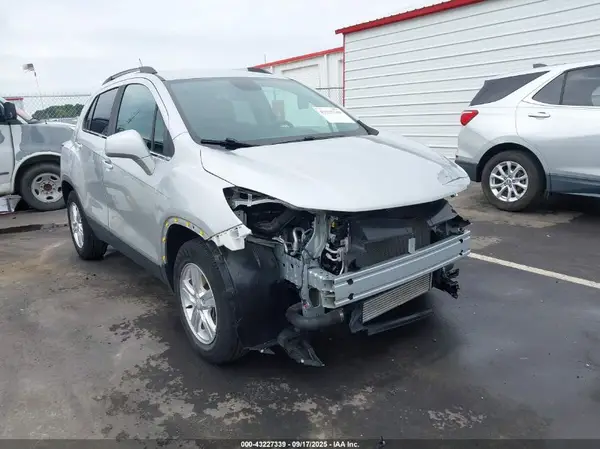 KL7CJLSB0LB312576 2020 CHEVROLET TRAX - Image 1