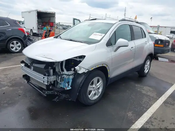 KL7CJLSB0LB312576 2020 CHEVROLET TRAX - Image 2
