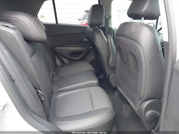 KL7CJLSB0LB312576 2020 CHEVROLET TRAX - Image 8