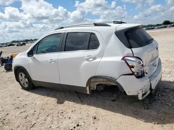 KL7CJLSB0LB320757 2020 CHEVROLET TRAX - Image 2