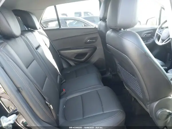 KL7CJLSB0LB351636 2020 CHEVROLET TRAX - Image 8