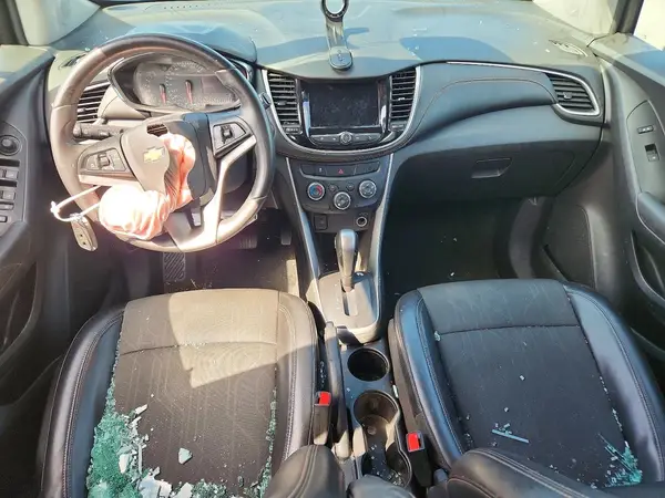 KL7CJLSB0LB353063 2020 CHEVROLET TRAX - Image 8