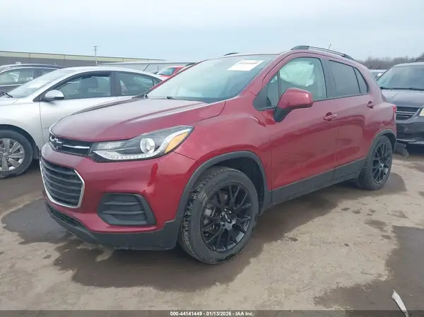 KL7CJLSB0MB314944 2021 CHEVROLET TRAX - Image 2