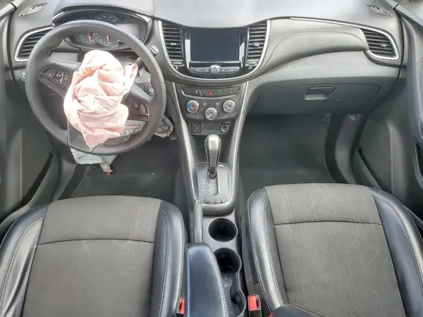 KL7CJLSB0MB320372 2021 CHEVROLET TRAX - Image 8