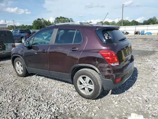 KL7CJLSB0MB323188 2021 CHEVROLET TRAX - Image 2