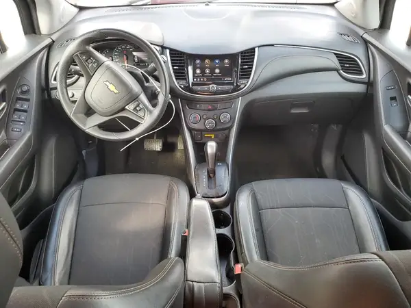 KL7CJLSB0MB329198 2021 CHEVROLET TRAX - Image 8