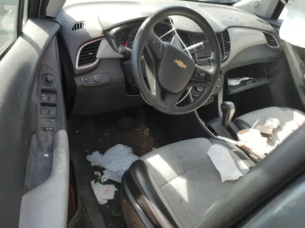 KL7CJLSB0MB329962 2021 CHEVROLET TRAX - Image 8