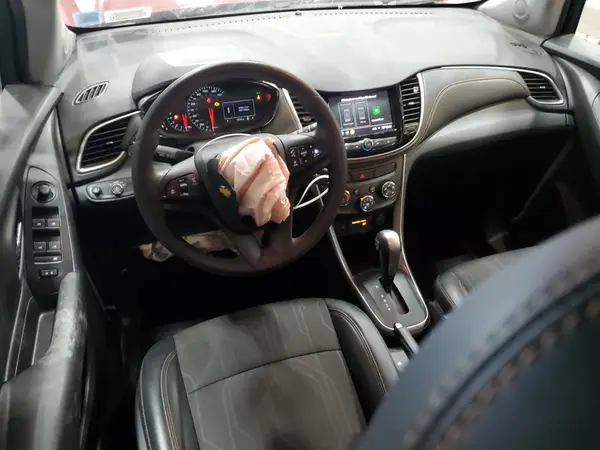 KL7CJLSB0MB330321 2021 CHEVROLET TRAX - Image 8