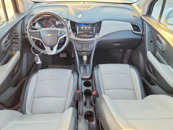 KL7CJLSB0MB331677 2021 CHEVROLET TRAX - Image 8