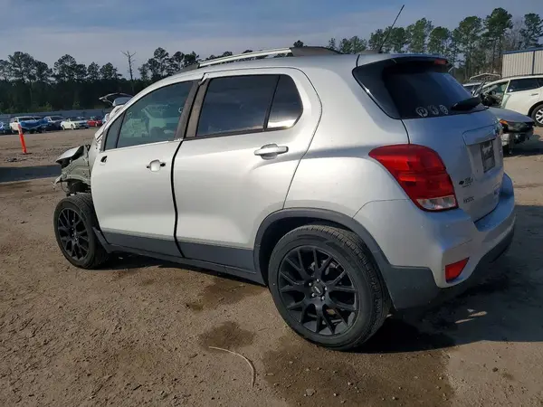 KL7CJLSB0MB342386 2021 CHEVROLET TRAX - Image 2
