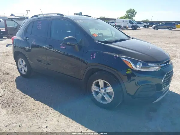 KL7CJLSB0MB344963 2021 CHEVROLET TRAX - Image 1