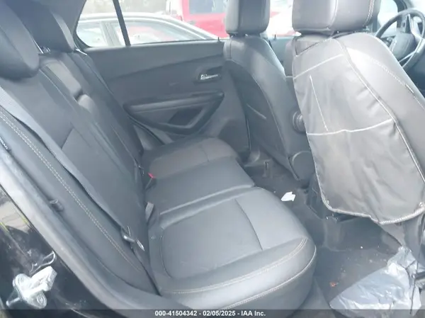 KL7CJLSB0MB351394 2021 CHEVROLET TRAX - Image 8