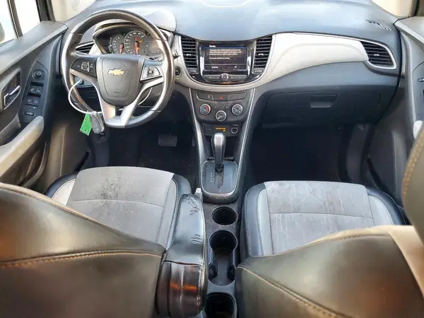 KL7CJLSB0MB353677 2021 CHEVROLET TRAX - Image 8