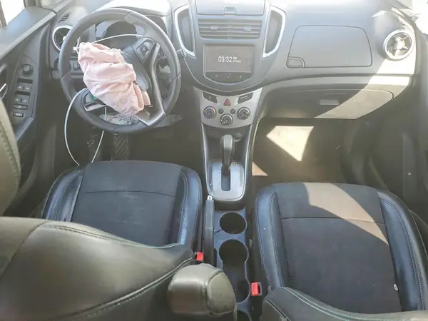 KL7CJLSB1GB512629 2016 CHEVROLET TRAX - Image 8