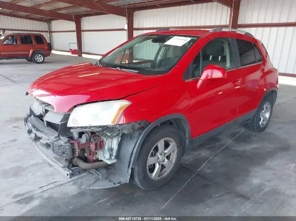 KL7CJLSB1GB548627 2016 CHEVROLET TRAX - Image 2