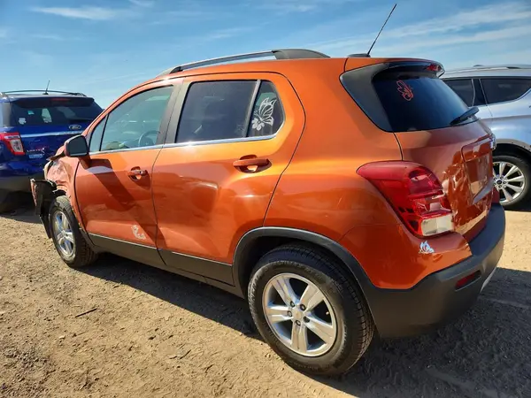 KL7CJLSB1GB551849 2016 CHEVROLET TRAX - Image 2