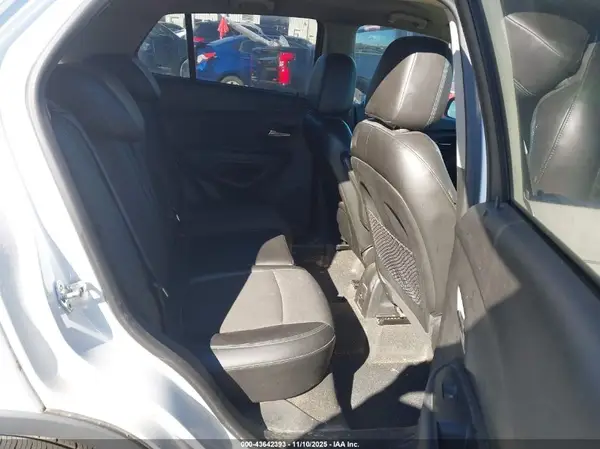KL7CJLSB1GB569011 2016 CHEVROLET TRAX - Image 8