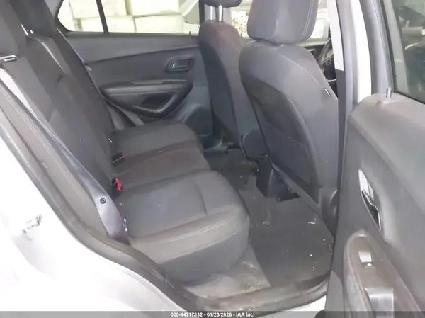 KL7CJLSB1GB609233 2016 CHEVROLET TRAX - Image 8