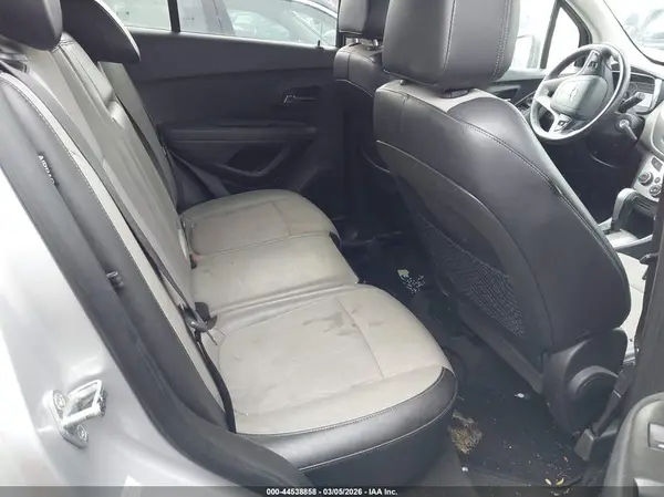 KL7CJLSB1GB618871 2016 CHEVROLET TRAX - Image 8