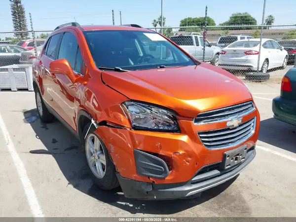 KL7CJLSB1GB678620 2016 CHEVROLET TRAX - Image 1