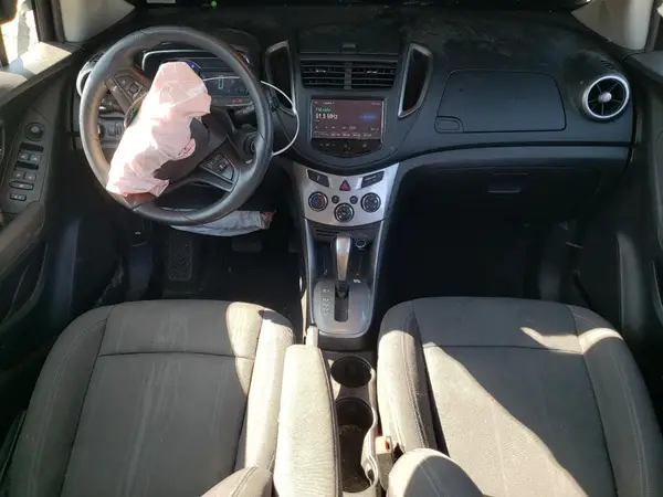 KL7CJLSB1GB694025 2016 CHEVROLET TRAX - Image 8