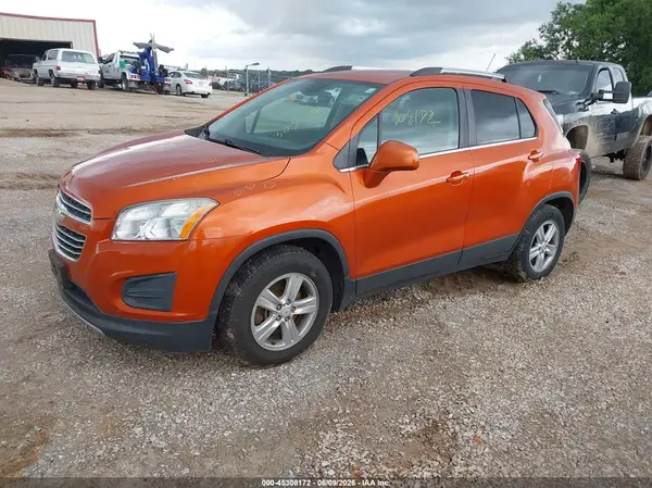 KL7CJLSB1GB710272 2016 CHEVROLET TRAX - Image 2