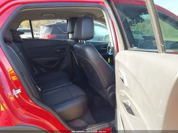 KL7CJLSB1GB731378 2016 CHEVROLET TRAX - Image 8