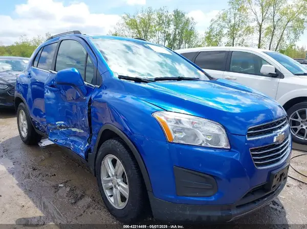 KL7CJLSB1GB740582 2016 CHEVROLET TRAX - Image 1