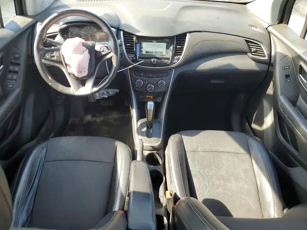 KL7CJLSB1HB093652 2017 CHEVROLET TRAX - Image 8