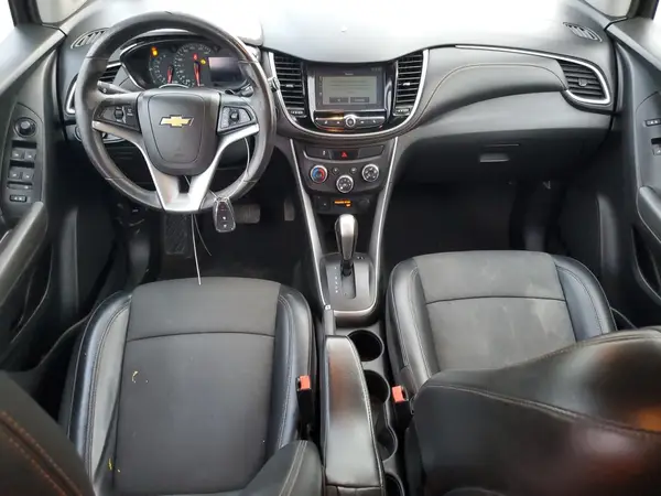 KL7CJLSB1HB139271 2017 CHEVROLET TRAX - Image 8