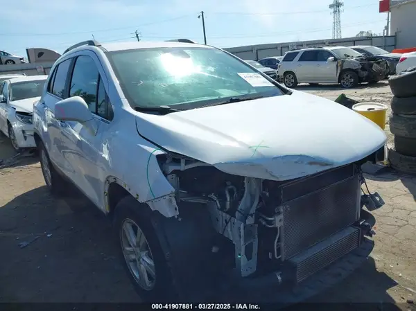 KL7CJLSB1HB155163 2017 CHEVROLET TRAX - Image 1