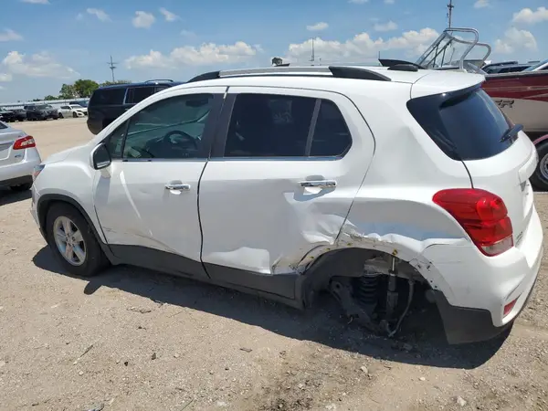 KL7CJLSB1HB159018 2017 CHEVROLET TRAX - Image 2