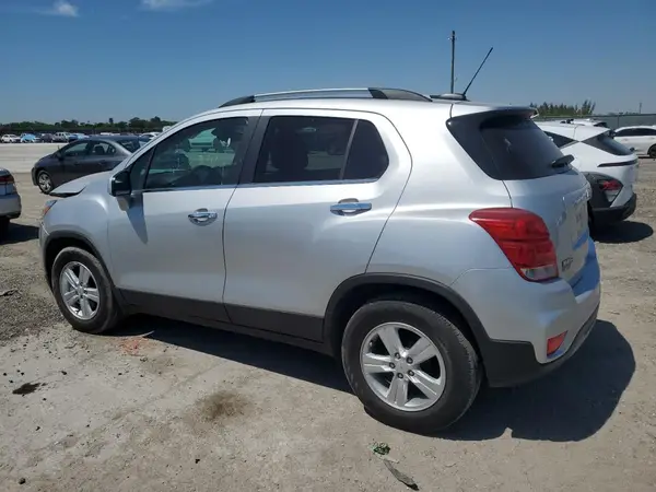KL7CJLSB1HB169760 2017 CHEVROLET TRAX - Image 2