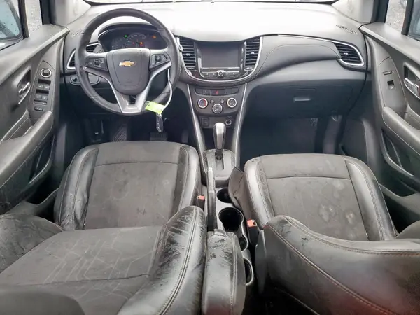 KL7CJLSB1HB173775 2017 CHEVROLET TRAX - Image 8