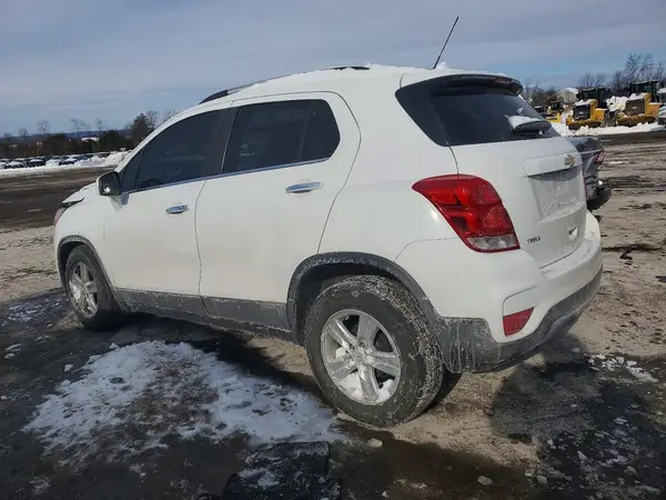 KL7CJLSB1HB183061 2017 CHEVROLET TRAX - Image 2