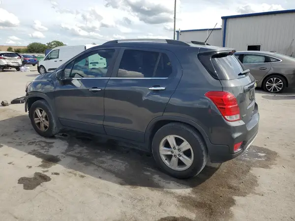 KL7CJLSB1HB189989 2017 CHEVROLET TRAX - Image 2