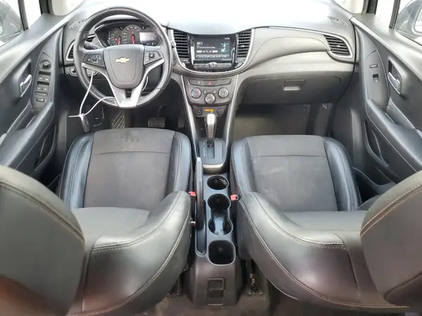 KL7CJLSB1HB189989 2017 CHEVROLET TRAX - Image 8