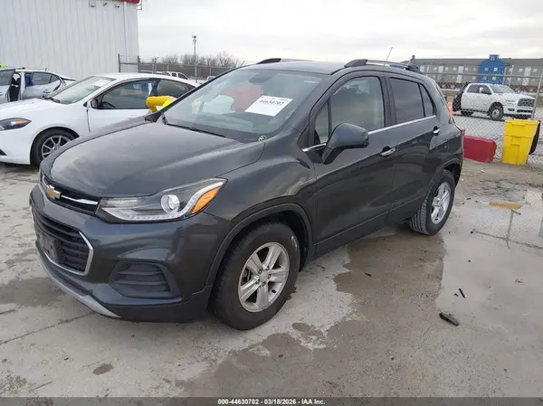 KL7CJLSB1HB192584 2017 CHEVROLET TRAX - Image 2