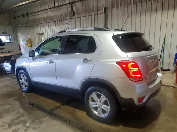 KL7CJLSB1HB222697 2017 CHEVROLET TRAX - Image 2