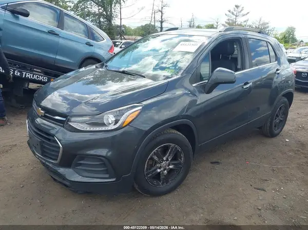 KL7CJLSB1HB222912 2017 CHEVROLET TRAX - Image 2