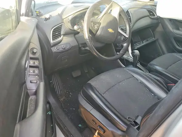 KL7CJLSB1JB510497 2018 CHEVROLET TRAX - Image 8