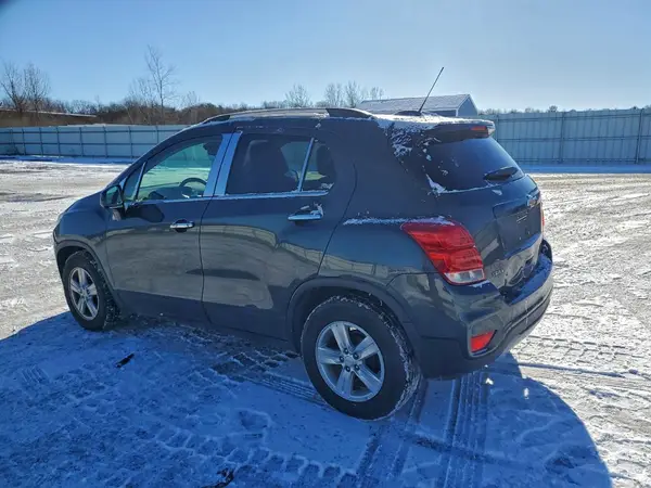 KL7CJLSB1JB617937 2018 CHEVROLET TRAX - Image 2