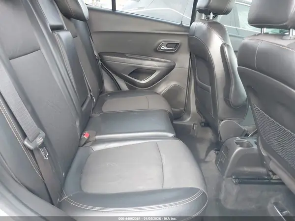 KL7CJLSB1JB706276 2018 CHEVROLET TRAX - Image 8