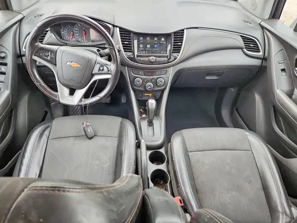 KL7CJLSB1KB748738 2019 CHEVROLET TRAX - Image 8