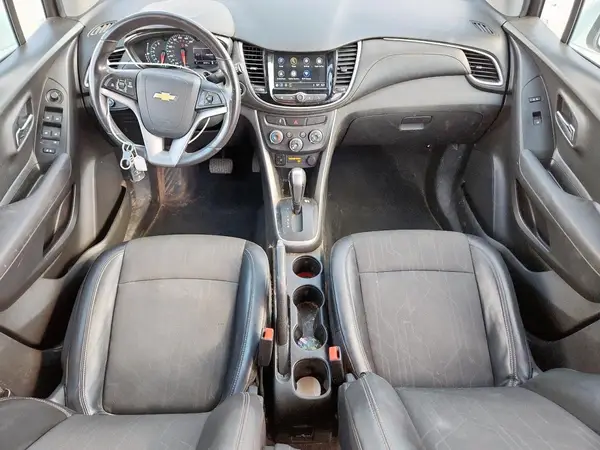 KL7CJLSB1KB750425 2019 CHEVROLET TRAX - Image 8