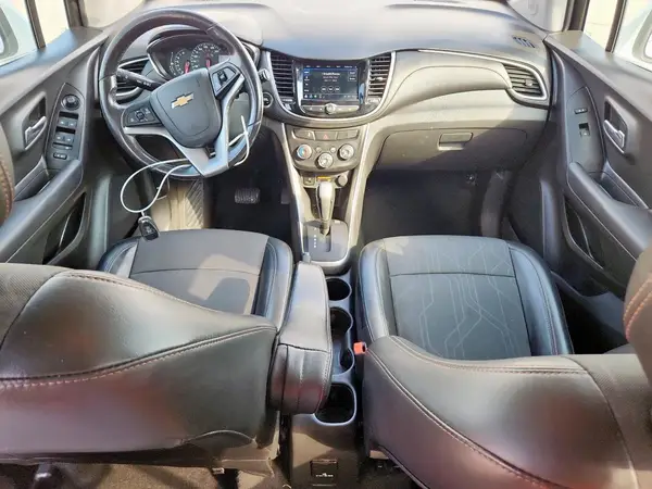 KL7CJLSB1KB753051 2019 CHEVROLET TRAX - Image 8
