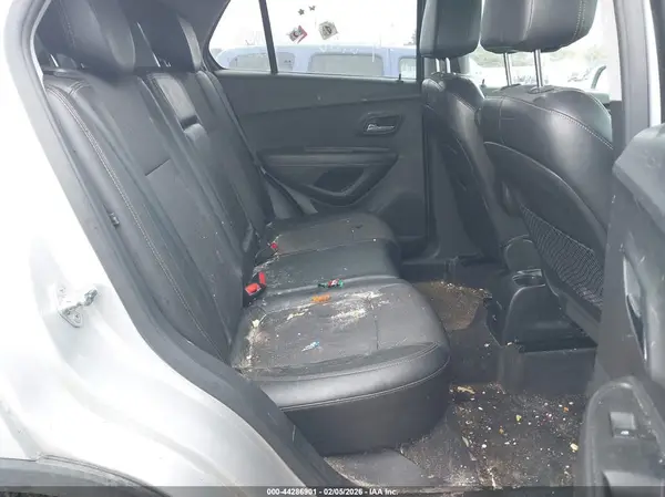 KL7CJLSB1KB759707 2019 CHEVROLET TRAX - Image 8