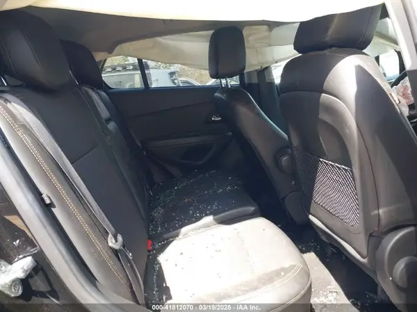 KL7CJLSB1KB789483 2019 CHEVROLET TRAX - Image 8