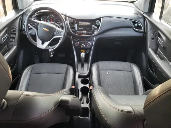 KL7CJLSB1KB822854 2019 CHEVROLET TRAX - Image 8
